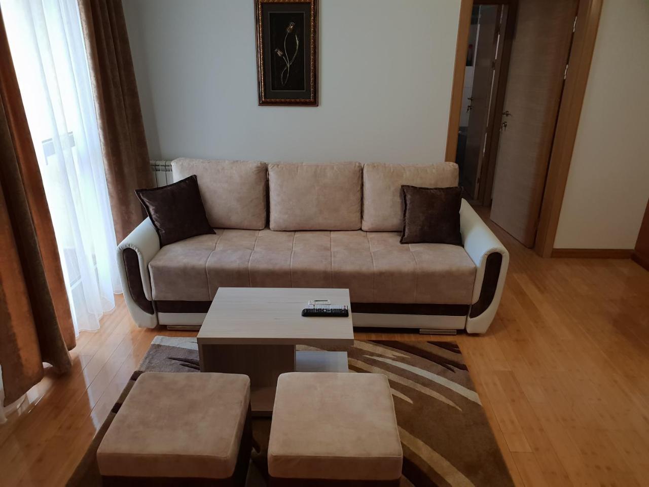 Apartman Kej Free Parking Kraljevo Eksteriør bilde