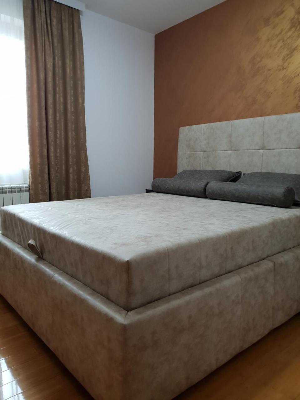 Apartman Kej Free Parking Kraljevo Eksteriør bilde